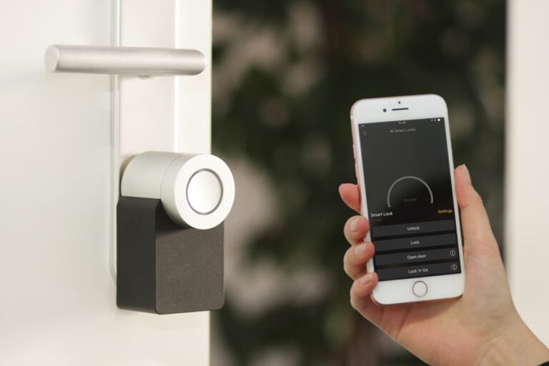 Illustration zum Thema Erstausstattung Smart Home