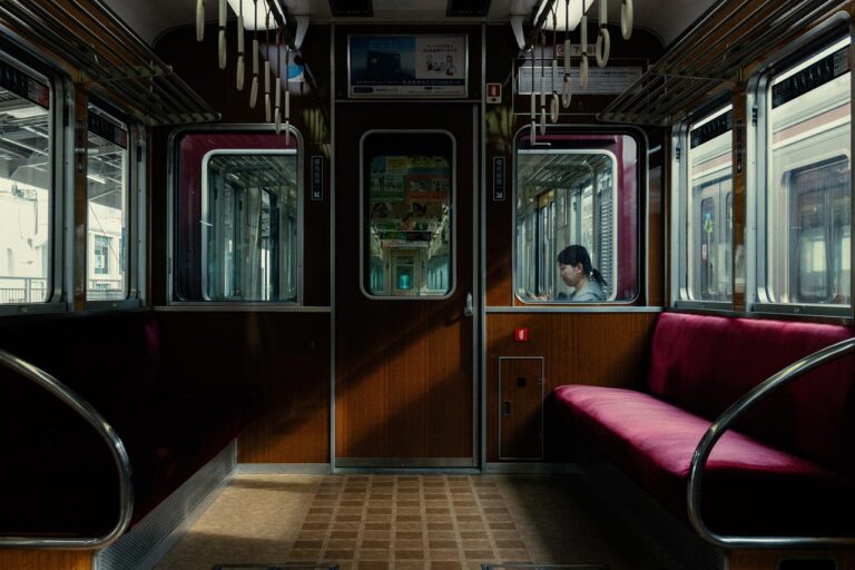 FritzBox Benutzer konfiguriert intelligente Routinen für smartes Home Management