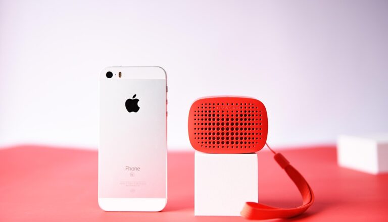 Verschiedene Smart Speaker Modelle für den Alltag im modernen Smart Home Vergleich