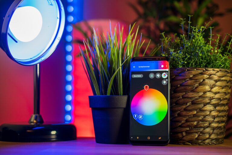Smarthome Geräte und Steuerung für einfachen Einstieg ins vernetzte Zuhause